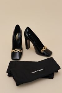 Saint Laurent Patent Chain Pumps – Size 37 - Image 2