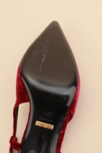 Gucci Burgundy GG Velvet Slingback Pumps -  EU 36,5. - Image 6