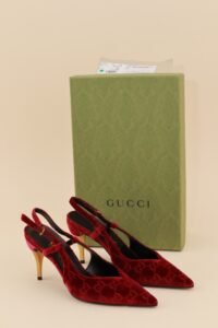 Gucci Burgundy GG Velvet Slingback Pumps -  EU 36,5. - Image 2