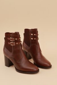 Valentino Garavani Brown Rockstud Ankle Boots - Size 36 - Image 5