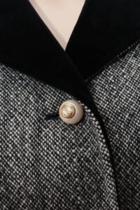 Gucci Grey Wool Coat — Size IT 46  - Image 3