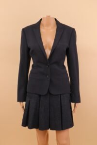 Dolce & Gabbana Tailored Virgin Wool Blazer – IT 44