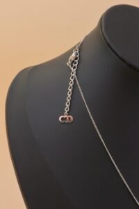 Christian Dior Vintage Heart Charm Necklace - Image 7