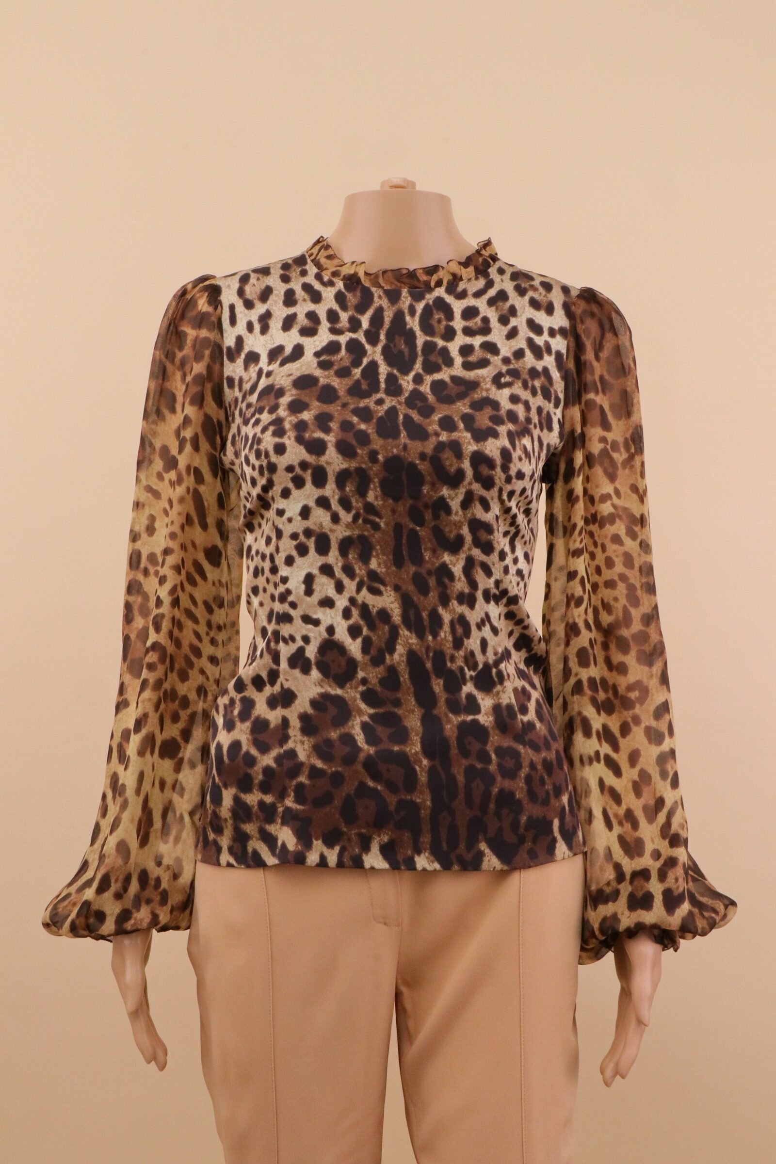 IMG_5974 Dolce & Gabbana Leopard Silk Blouse – IT 42 - Image 1