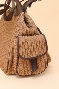Dior Diorissimo Multi-Pocket Shoulder Bag - Image 7