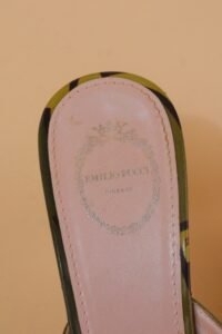 Emilio Pucci Vintage Patent Leather Mules – EU 36 - Image 5