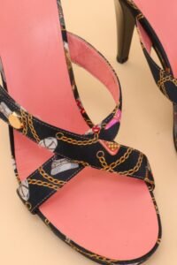 Vintage Gucci Satin Print Sandal - 38 - Image 4