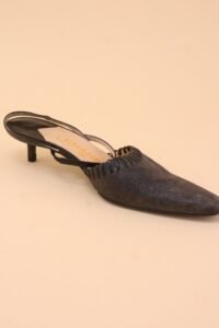 Vintage Chanel Grey Leather Slingback Sandals - 36 - Image 9