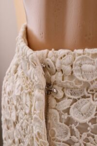 Dolce & Gabbana floral guipure lace shorts – IT 42 - Image 3